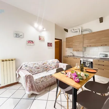 Apartamento San Maurizio 9 Tirabora Short Rent *