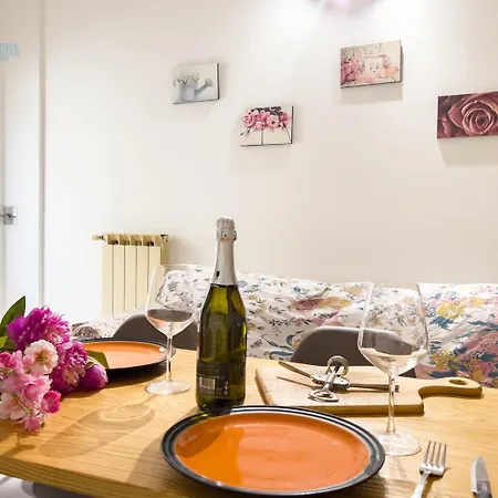 San Maurizio 9 Tirabora Short Rent Апартаменты Триест